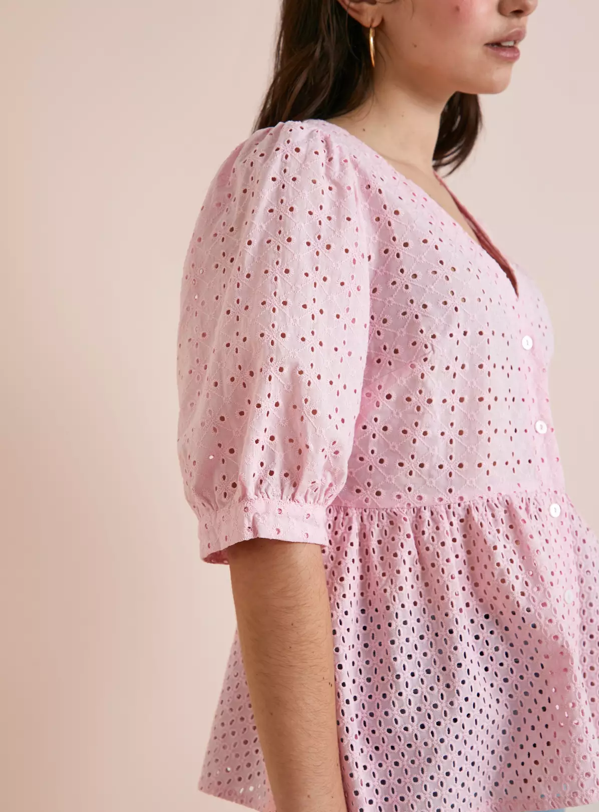 Everbelle Patched Broderie Top 18 3 Everbelle Patched Broderie Top 18