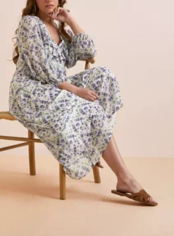 Everbelle Trellis Floral Dobby Midaxi Dress 8