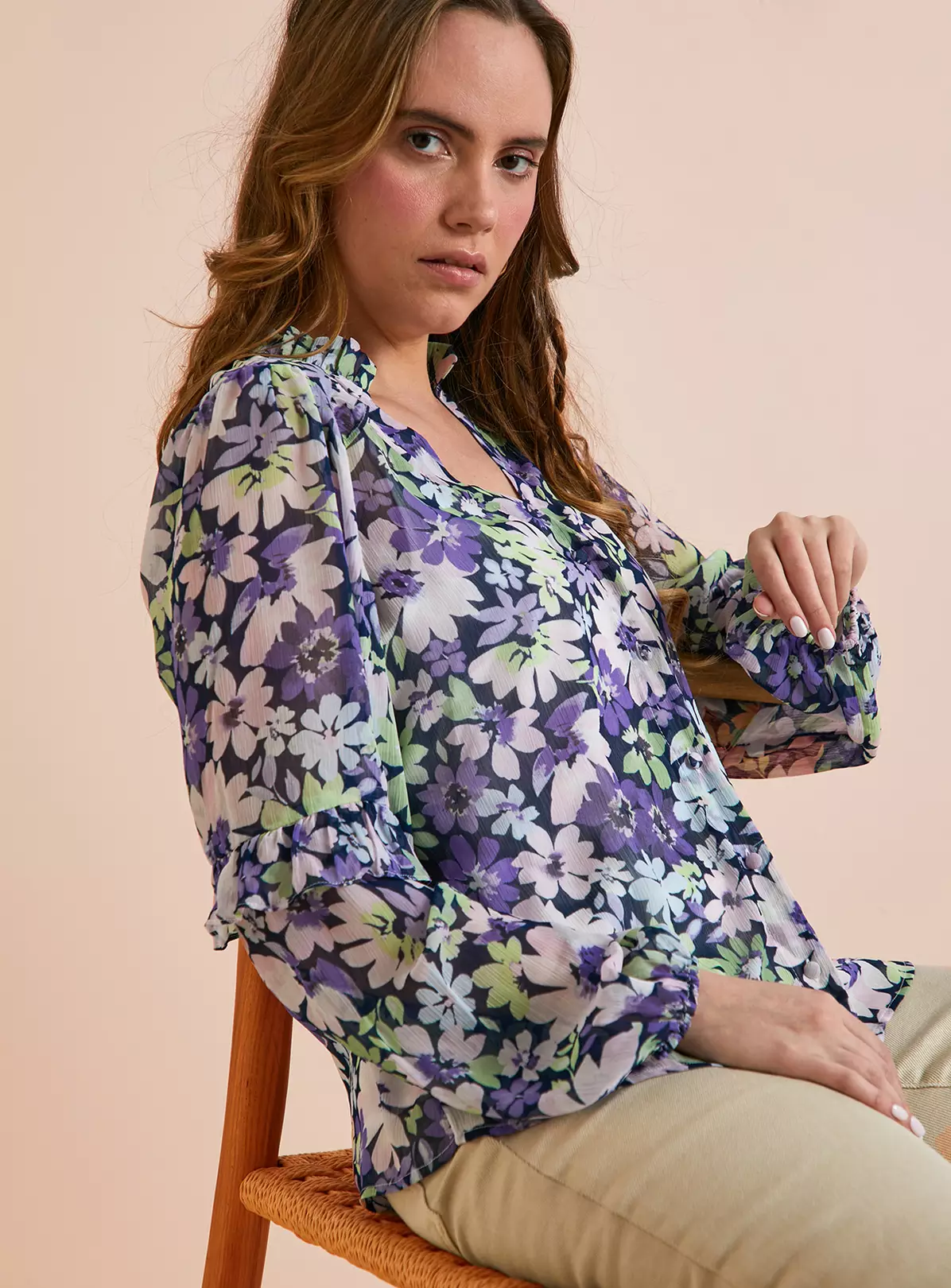 Everbelle Floral Bloom Chiffon Blouse - 18 4 Everbelle Floral Bloom Chiffon Blouse - 18 - Image 2
