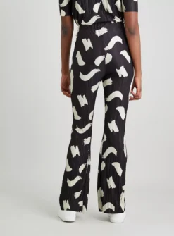 Brown Mono Wave Print Plissé Coord Trousers - 12