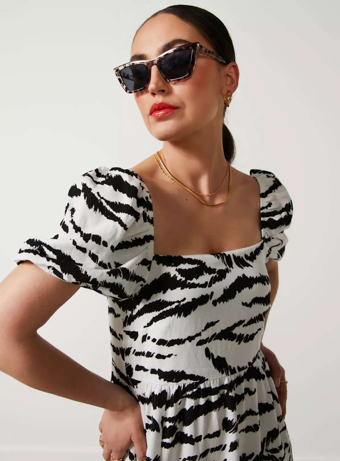 For All The Love Zebra Print Linen Midi Dress 12 6 For All The Love Zebra Print Linen Midi Dress 12 - Image 4