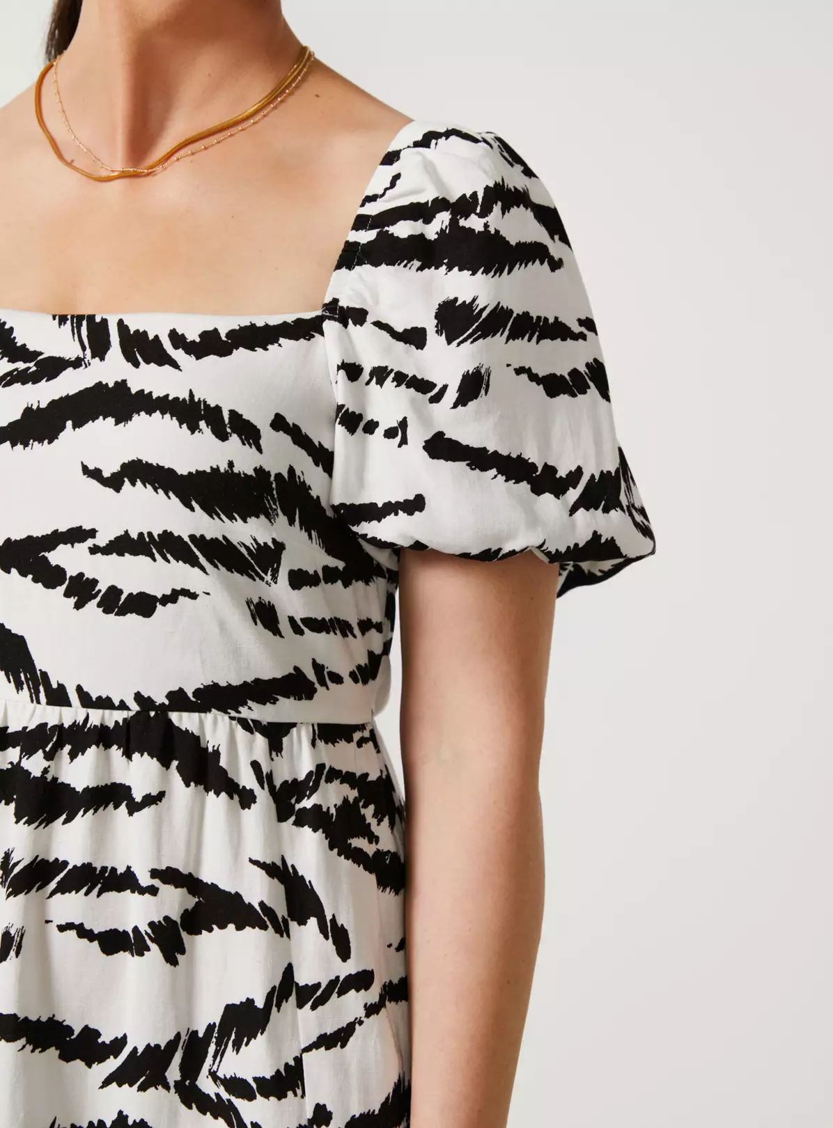 For All The Love Zebra Print Linen Midi Dress 12 4 For All The Love Zebra Print Linen Midi Dress 12 - Image 2
