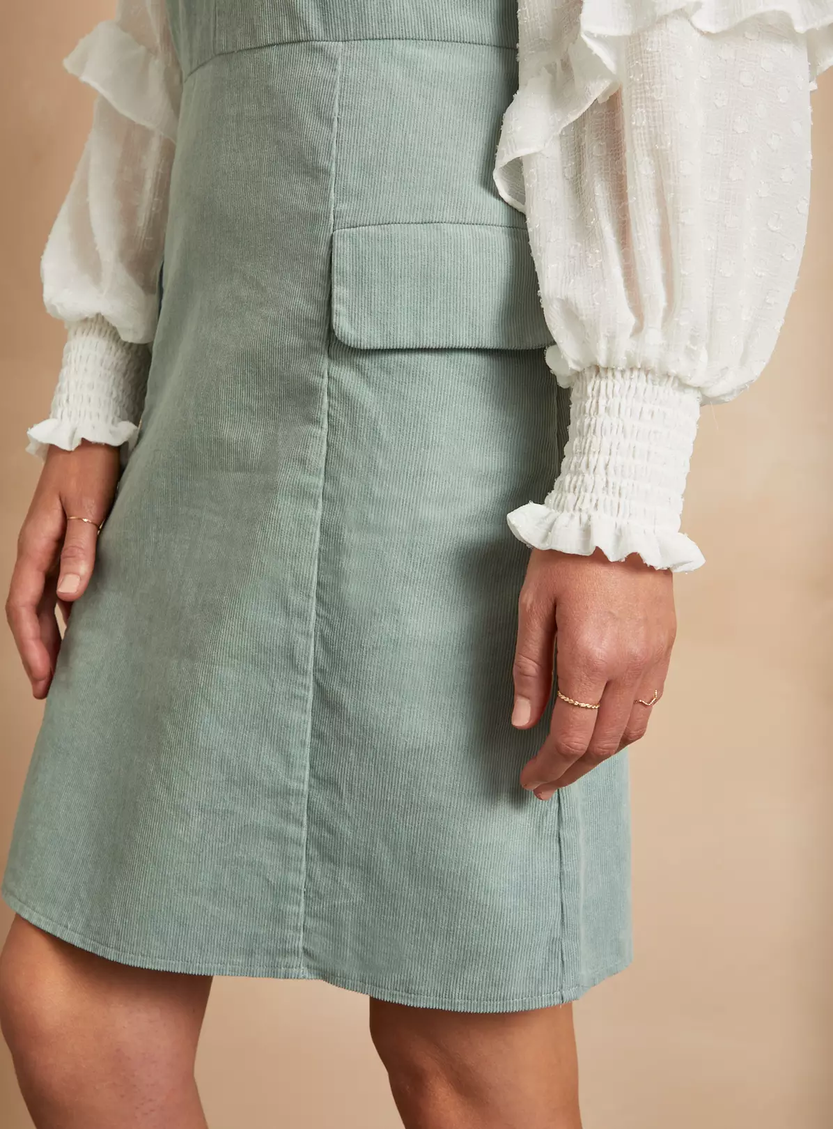 EVERBELLE Green Corduroy Pinny Mini Dress 8 3 EVERBELLE Green Corduroy Pinny Mini Dress 8