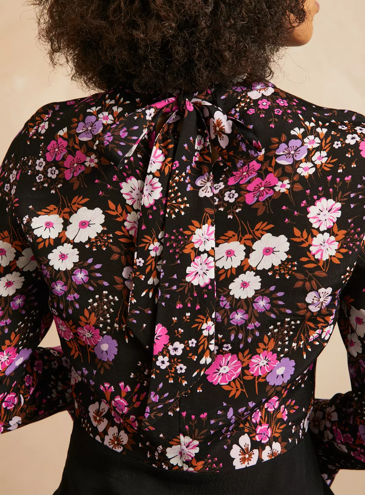 EVERBELLE Short Floral Dress 14 3 EVERBELLE Short Floral Dress 14