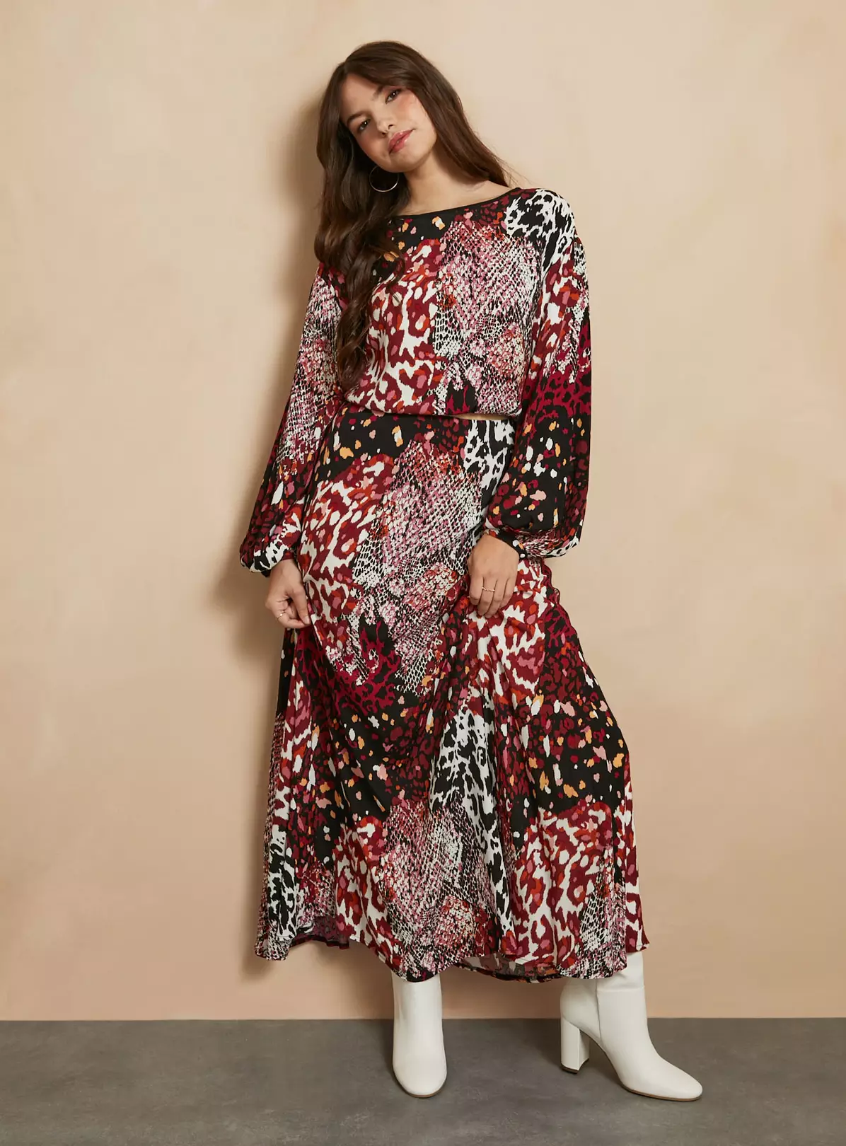 EVERBELLE Animal Print Cut Out Top 8 4 EVERBELLE Animal Print Cut Out Top 8 - Image 2