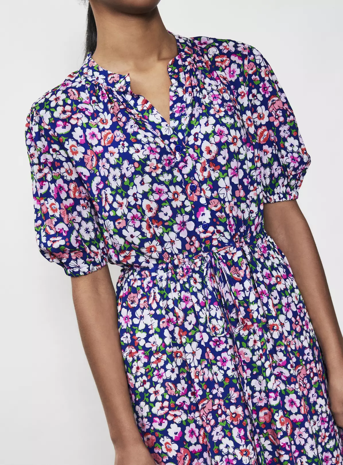 FINERY Madelyn Navy Daisy Midi Dress 8 6 FINERY Madelyn Navy Daisy Midi Dress 8 - Image 4