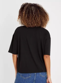 Black Ribbed Boxy T-Shirt 18