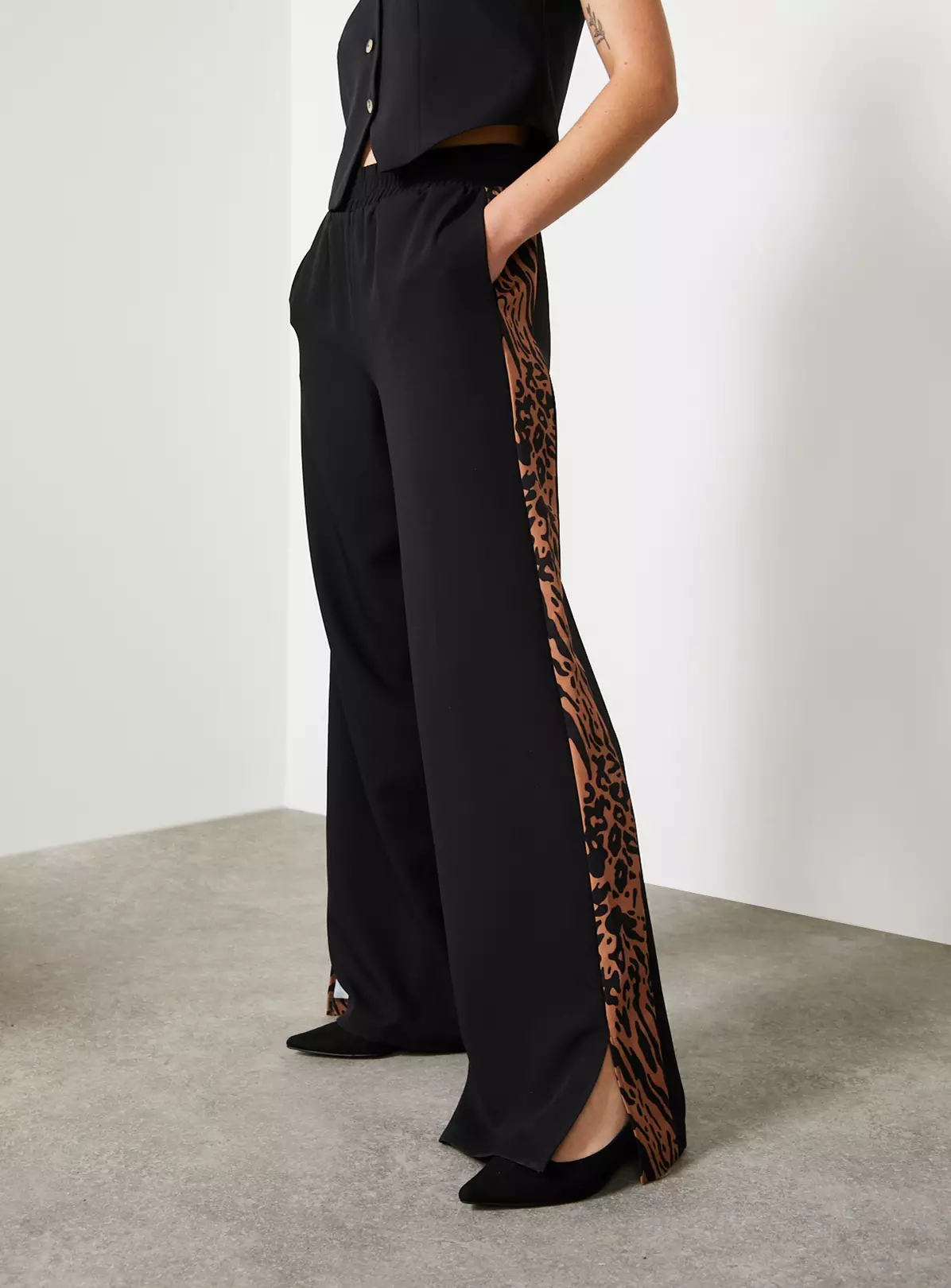 For All The Love Black Printed Side Stripe Wide Leg Trouser 6 3 For All The Love Black Printed Side Stripe Wide Leg Trouser 6