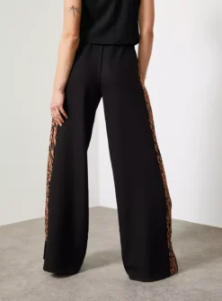 For All The Love Black Printed Side Stripe Wide Leg Trouser 6 13 For All The Love Black Printed Side Stripe Wide Leg Trouser 6 -Cheap Zest Garb Store tuc143286018 Black R Z004A