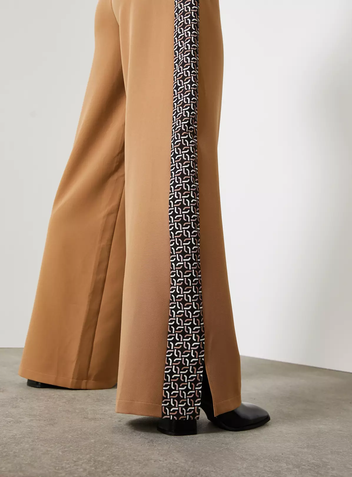 For All The Love Brown Printed Side Stripe Wide Leg Trouser 18 3 For All The Love Brown Printed Side Stripe Wide Leg Trouser 18