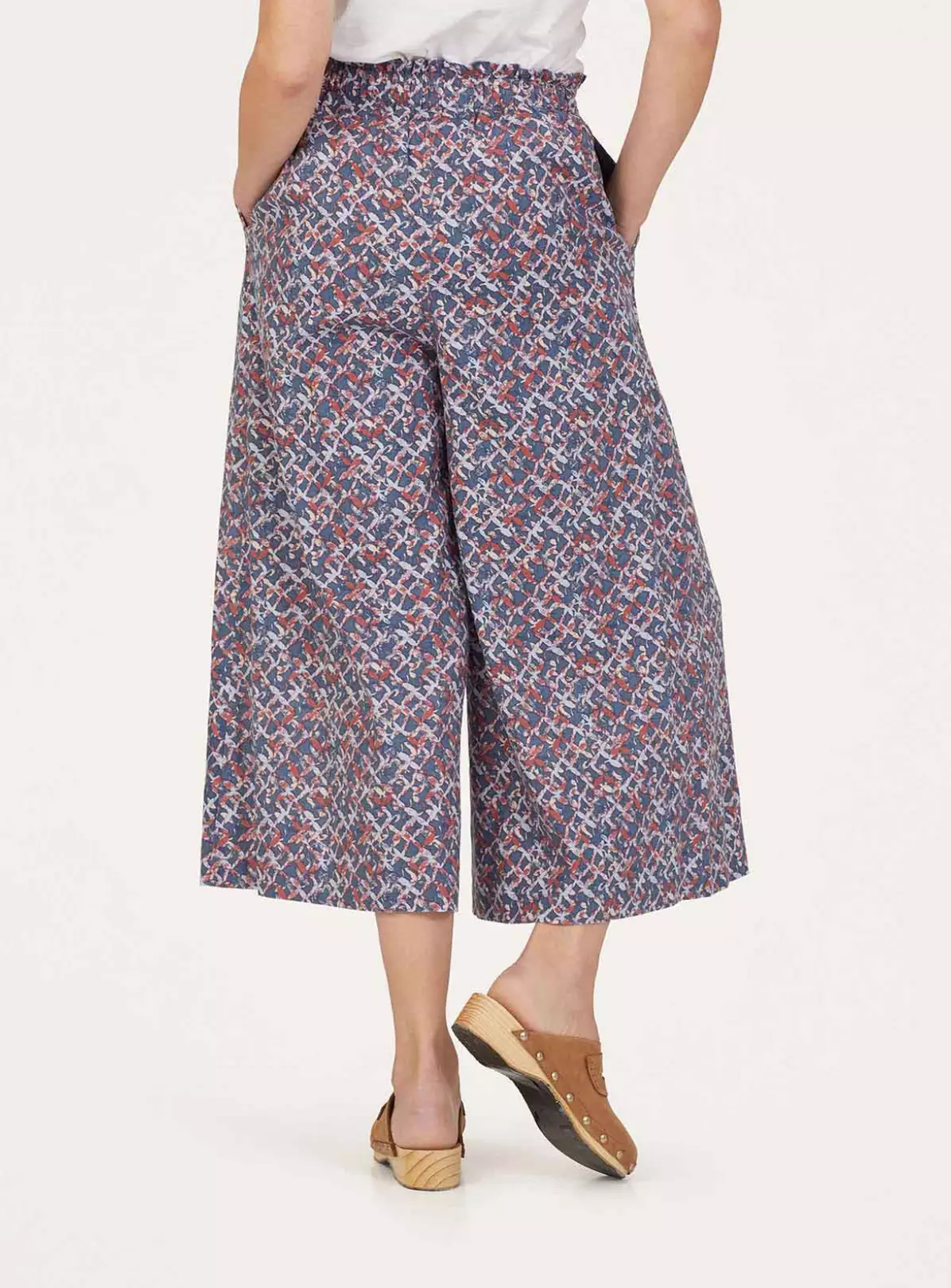 THOUGHT Kalina Hemp Wide Leg Culottes 16 7 THOUGHT Kalina Hemp Wide Leg Culottes 16 - Image 5