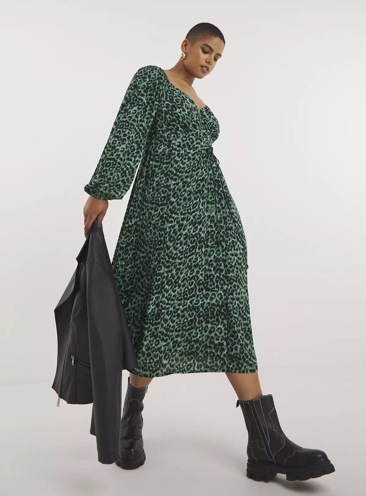 SIMPLY BE Corset Detail Green Animal Print Midi Dress 18 5 SIMPLY BE Corset Detail Green Animal Print Midi Dress 18 - Image 3