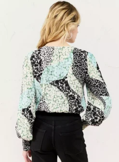 EVERBELLE Patched Print Tie Wrap Top 16 -Cheap Zest Garb Store tuc143731177 Multi20Coloured R Z004A