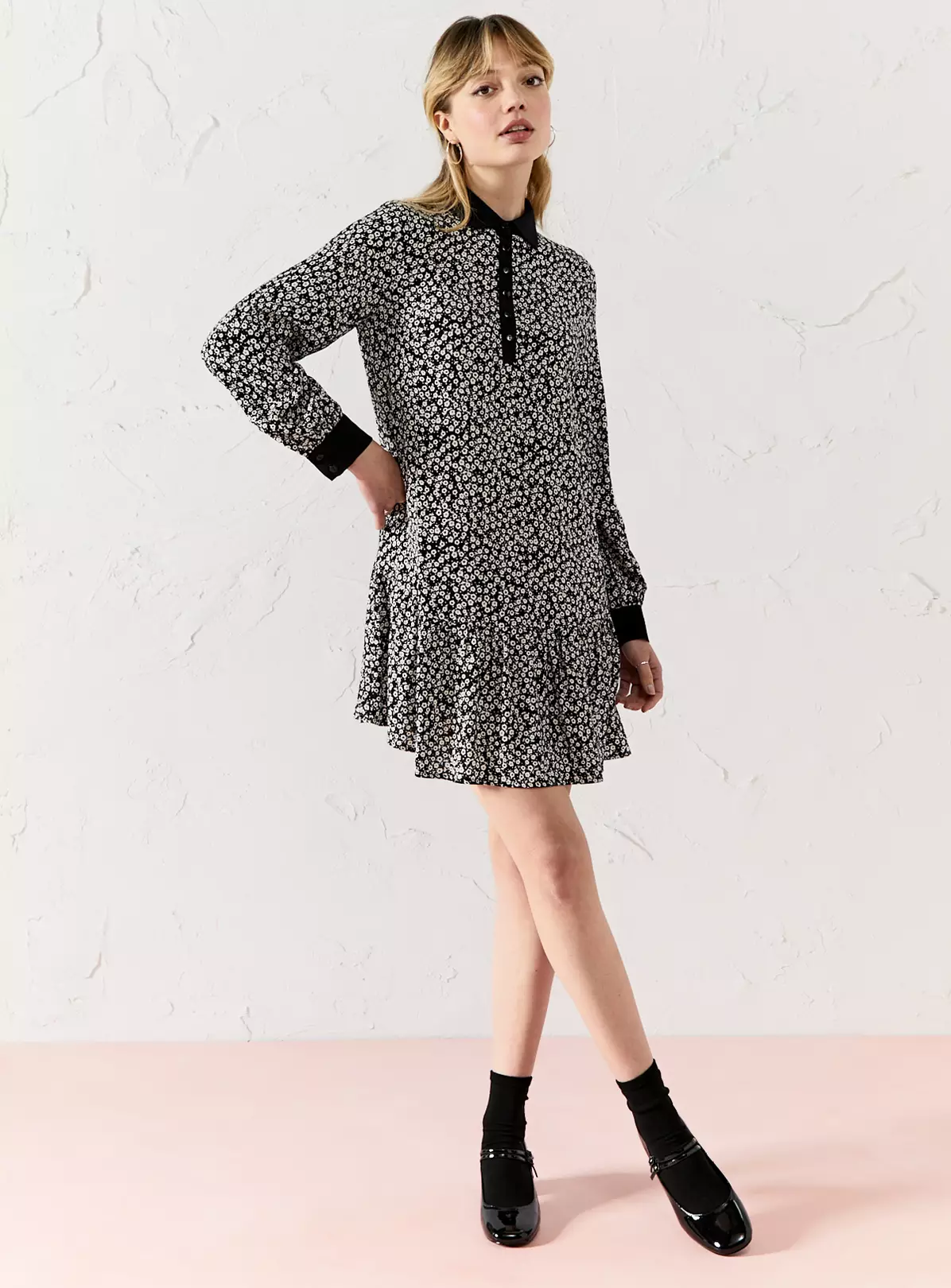 EVERBELLE Dots Floral Print Mini Shirt Dress 22 5 EVERBELLE Dots Floral Print Mini Shirt Dress 22 - Image 3