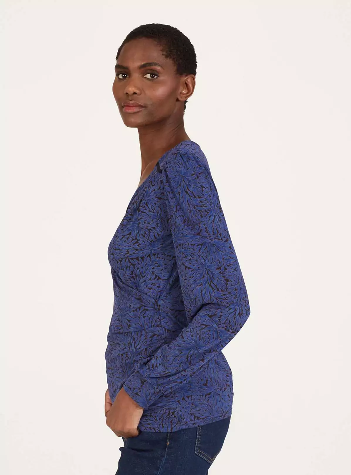 THOUGHT Adoette Lenzing Ecovero Printed Wrap Top 18 7 THOUGHT Adoette Lenzing Ecovero Printed Wrap Top 18 - Image 5