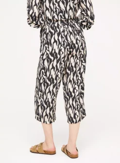 Coord Mono Print Wide Leg Cropped Trousers 22